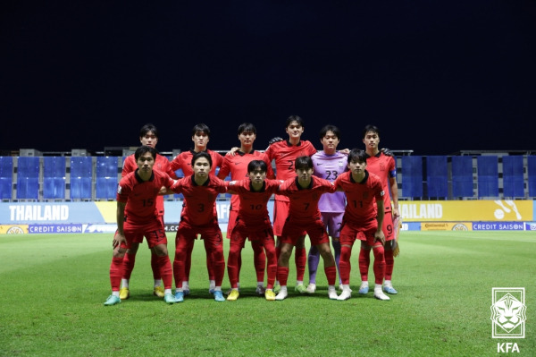 사진은 2일 2023 AFC U-17 아시안컵 결승전 일본과 경기에서 선발로 나선 변성환호 선수들의 모습. 사진=대한축구협회