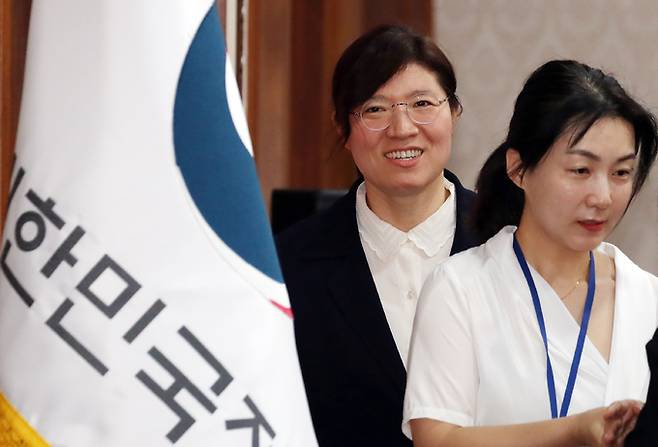 장미란 문화체육관광부 2차관이 3일 서울 종로구 세종대로 정부서울청사에서 열린 국무회의에 참석하고 있다. 뉴스1