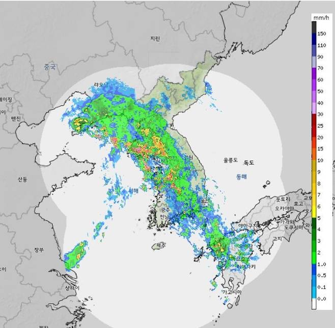 4일 오후 5시 강수 레이더영상. [기상청 제공. 재판매 및 DB 금지]