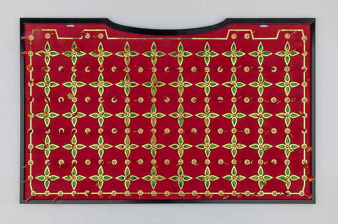 [서울=뉴시스] 경주 쪽샘지구 44호분 비단벌레장식  말다래 재현품 (사진=문화재청 제공) 2023.07.05. photo@newsis.com *재판매 및 DB 금지