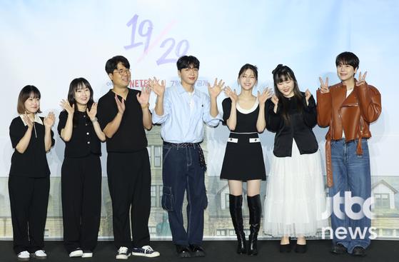 6일 오전 서울 용산 CGV 용산아이파크몰에서 넷플릭스 '19/20(열아홉 스물)' 제작발표회가 열렸다. 김재원 PD, 김정현 PD, 박수지 PD와 슈퍼주니어 규현, 김지은, AKMU 이수현이 참석했다. 김현우 엔터뉴스팀 기자 kim.hyunwoo3@jtbc.co.kr (콘텐트비즈니스본부)