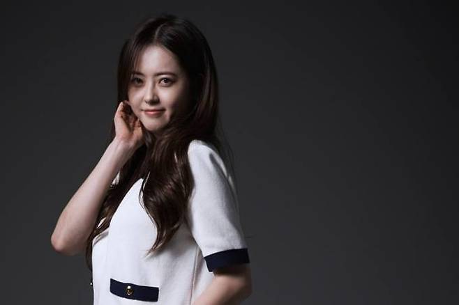 고아라. 스튜디오앤뉴&nbsp;