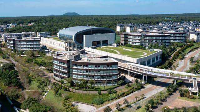 제주 서귀포시 대정읍 구억리 일대에 조성된 영어교육도시 전경. JDC 제공