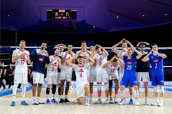 지난 대회 우승 팀 프랑스가 8위로 턱걸이했다. 사진=FIVB 제공