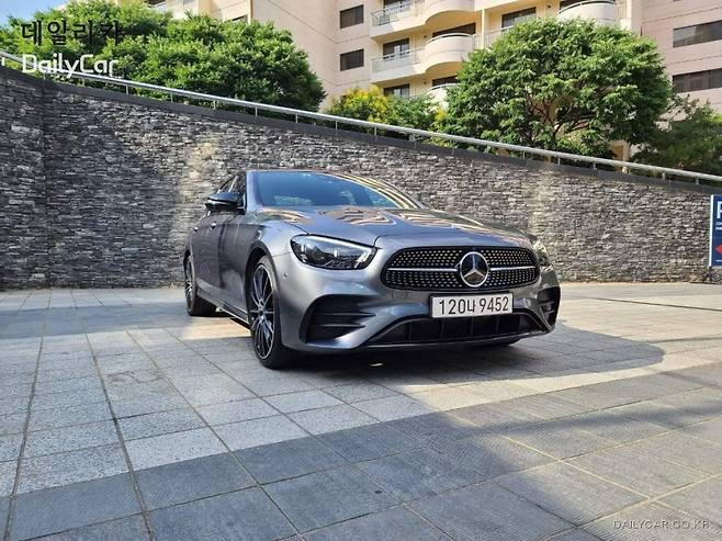 벤츠 E 350 4MATIC AMG 라인