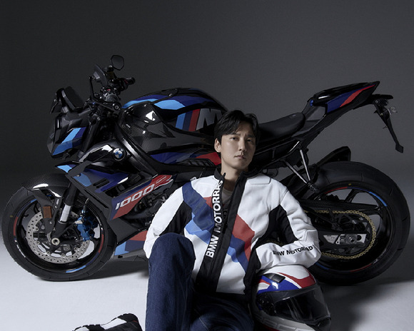 BMW 그룹 코리아의 모터사이클 사업부인 BMW 모토라드는 배우 김남길을 'BMW 모토라드 버디(BMW Motorrad Buddy)'로 선정했다. [사진=BMW 그룹 코리아]