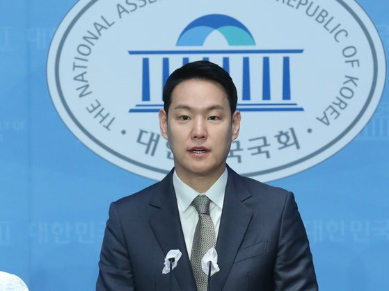 김한규 더불어민주당 원내대변인. 뉴스1