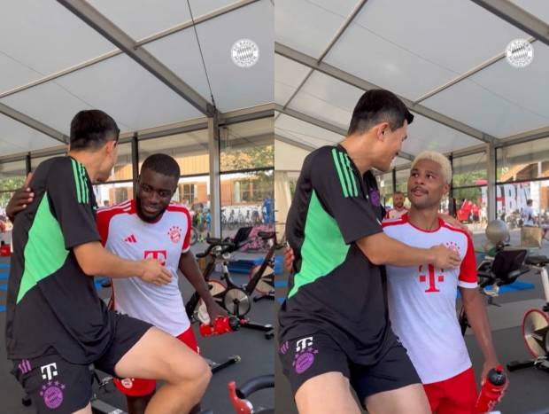 김민재(왼쪽)가 바이에른 뮌헨 동료들과 인사하고 있다. /사진=바이에른 뮌헨 공식 SNS 영상 갈무리