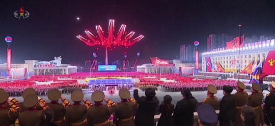 북한이 건군절(인민군 창건일) 75주년인 지난 2월 평양 김일성광장에서 열병식을 개최하는 영상을 조선중앙TV가 9일 방송했다. 연합뉴스