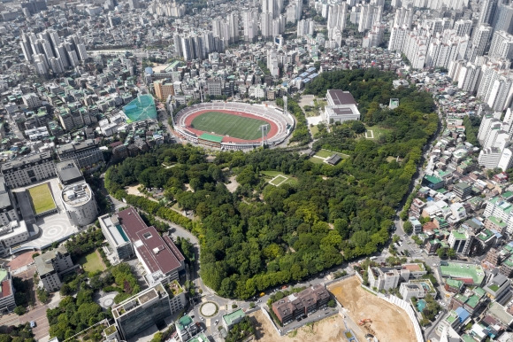 서울 용산구가 본격 추진하는 효창공원 둘레길 조성 사업. 용산구 제공