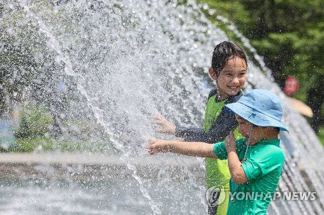 [사진출처=연합뉴스]