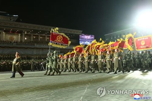 북한이 건군절(인민군 창건일) 75주년인 2023년 2월 8일 평양 김일성광장에서 열병식을 개최했다고 조선중앙통신이 보도했다. 사진=연합뉴스