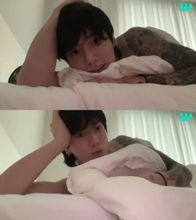 /사진=정국 위버스 라이브 방송