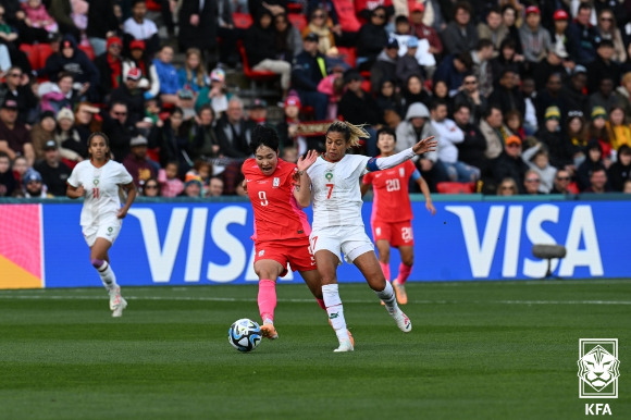 이금민이 돌파를 시도하고 있다. [사진=대한축구협회(KFA)]