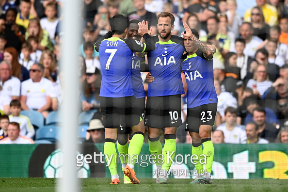 LEEDS, ENGLAND - MAY 28: Harry Kane of Tottenham Hotspur celebrates with teammates after scoring the team's third goal during the Premier League match between Leeds United and Tottenham Hotspur at Elland Road on May 28, 2023 in Leeds, England. (Photo by Gareth Copley/Getty Images)