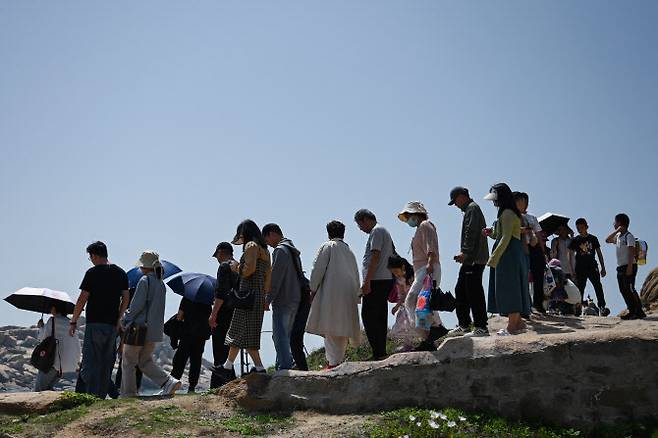 중국 남동부 푸젠성의 관광객들. (사진=AFP)