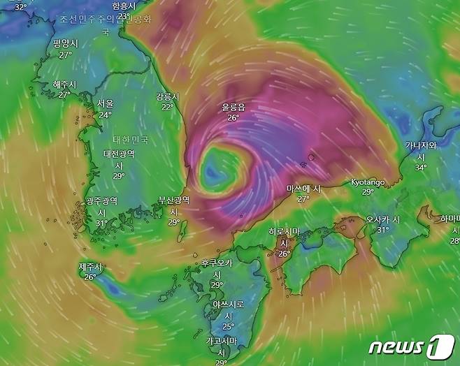 제6호 태풍의 10일께 유럽 모델 ECMWF의 예상 이동 진로. 일본 규슈 지방을 뚫고 남은세력이 경상 동해안 앞으로 진출한 것으로 예측된다. ⓒ News1