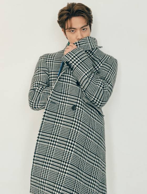 방탄소년단 진, 길거리 캐스팅으로 탄생한 '비주얼 레전드'