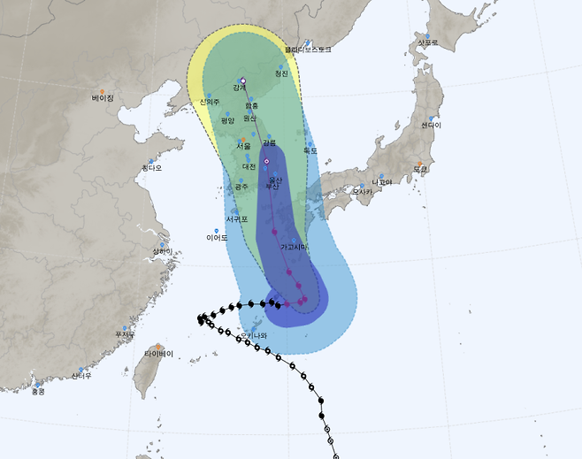 ▲ 제6호 태풍 '카눈' 예상 경로 사진 : 기상청 홈페이지 