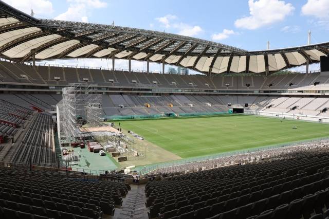 8일 마포구 서울월드컵경기장(상암경기장)에서 2023 새만금 세계 스카우트 잼버리의 하이라이트 행사인 'K팝 슈퍼 라이브' 콘서트를 위한 무대가 설치되고 있다. 연합뉴스