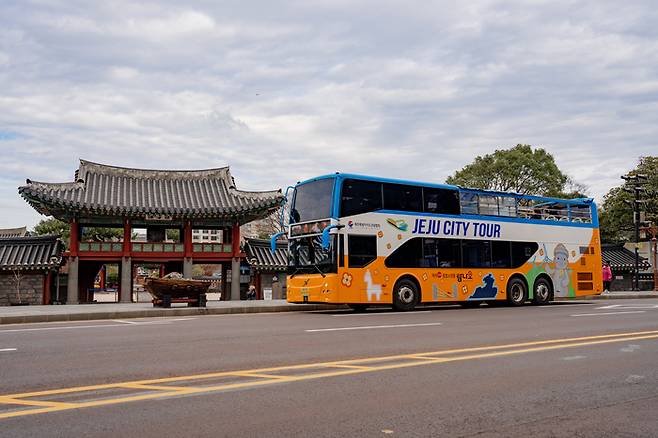 제주투어버스. 사진제공|제주도관광협회