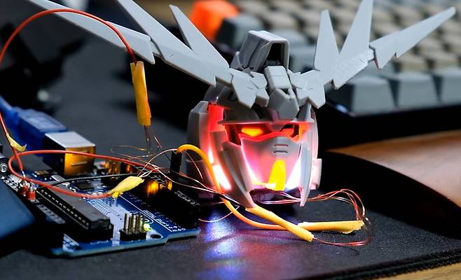 LED 테스트중인 밴시