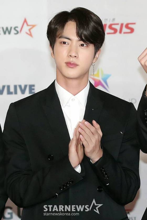 방탄소년단 진/사진=김휘선 기자 hwijpg@