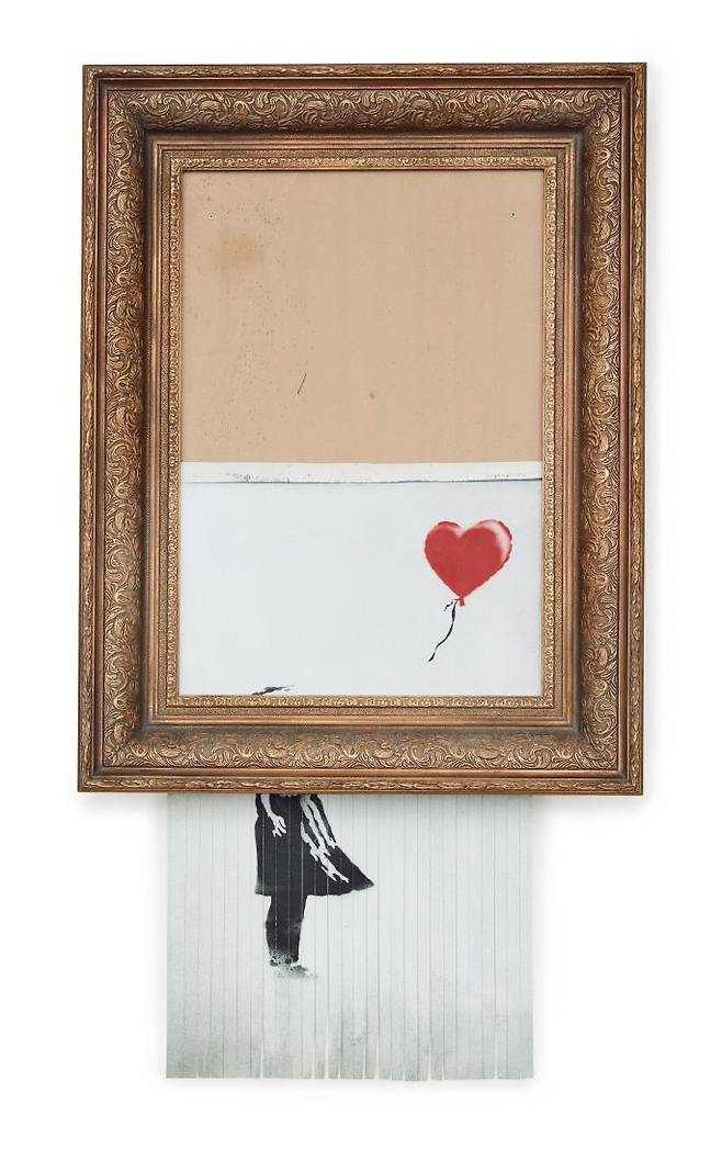 뱅크시 'Love is in the Bin' ⓒBANKSY 2023