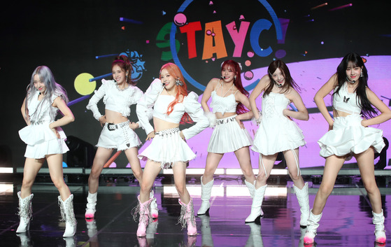 Girl group STAYC [NEWS1]