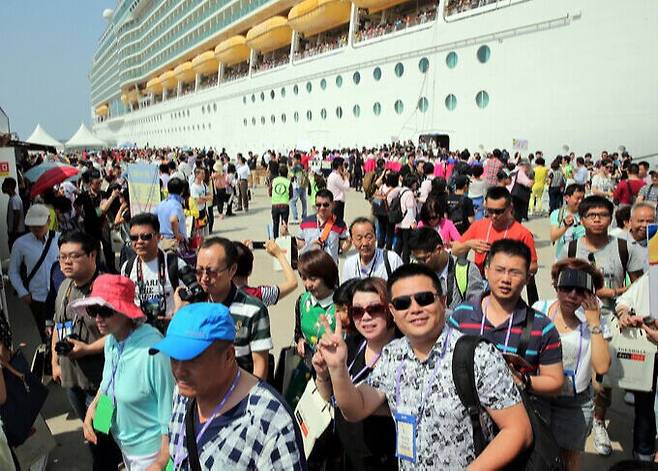 제주 찾은 중국인 크루즈 관광객. 세계일보 자료사진