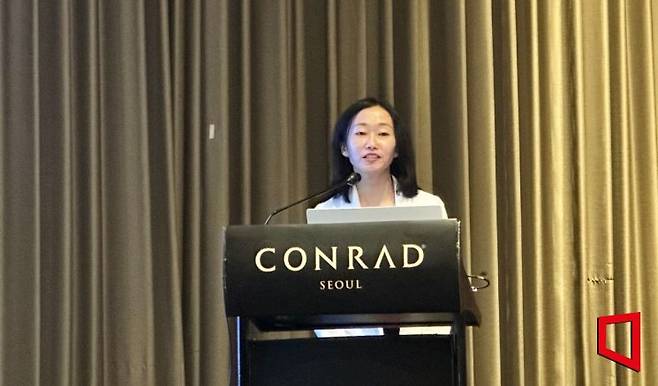 차미영 지놈앤컴퍼니 신약연구소장이 21일 서울 영등포구 여의도에서 열린 기자간담회에서 신약 R&D 상황에 대해 설명하고 있다.[사진=이춘희 기자]