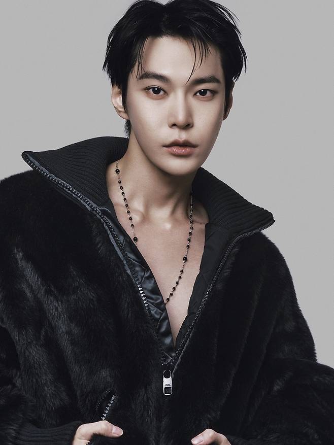 도영 화보. 돌체앤가바나 제공.