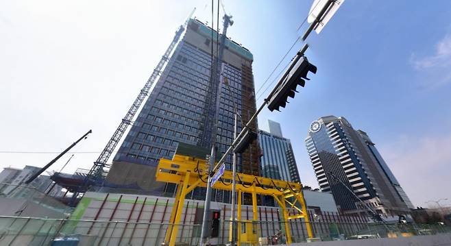 공사 진행 중인 TP타워 모습. 사진=네이버 로드뷰