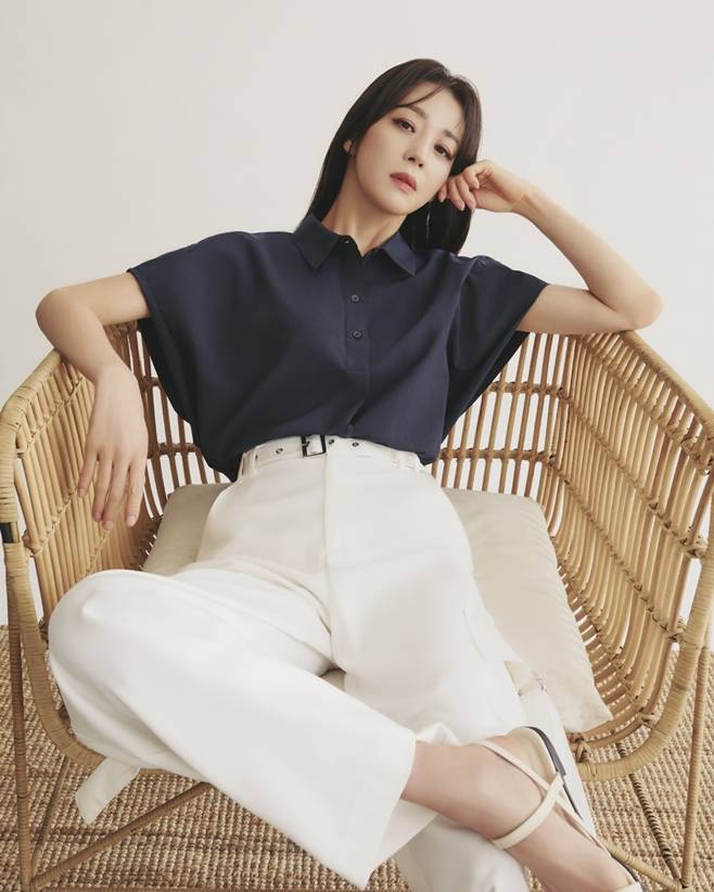 한고은