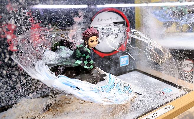 귀멸의 칼날 글루건 워터 아트