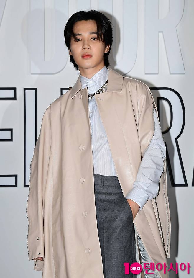 [TEN포토] 방탄소년단 지민 '가을을 입다'