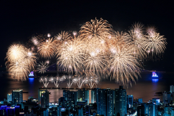 부산불꽃축제 모습. 부산시 제공