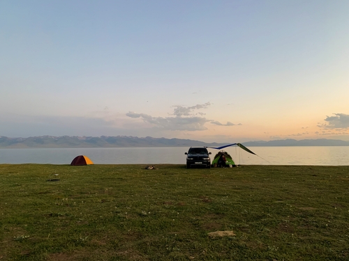키르기스스탄 북부 해발 3,016미터에 위치한 고산 호수 ‘송쿨(Song-Kul)’