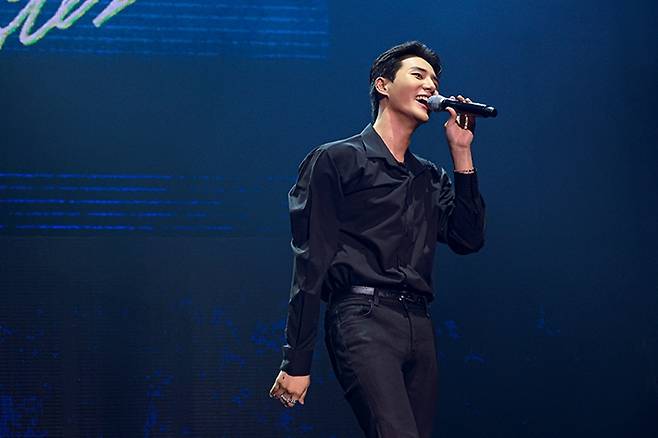 밴드 데이식스 멤버 영케이가 데뷔 8년 만에 첫 솔로 콘서트 '레터스 위드 노트'를 지난 1일부터 3일까지 사흘 동안 서울 노원구 광운대 동해문화예술관에서 열었다. JYP엔터테인먼트 제공