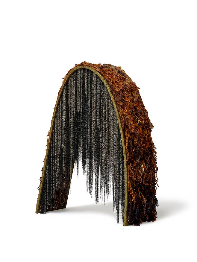 산-가을 #21-01, 2020-2021, 사진 김상태 강서경 스튜디오 제공