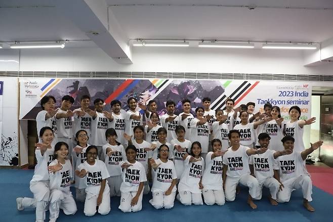 발광엔터테인먼트의 택견 알리기 활동 [한국국제교류재단 제공. 재판매 및 DB 금지]