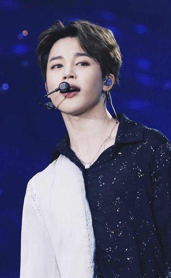 'K팝 명곡' 방탄소년단 지민 '세렌디피티' 6주년-'라이' 7주년 축하 메시지 SNS 강타