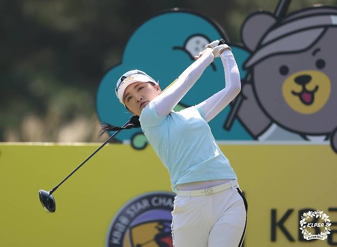 티샷하는 이예원 [KLPGA 제공. 재판매 및 DB 금지]