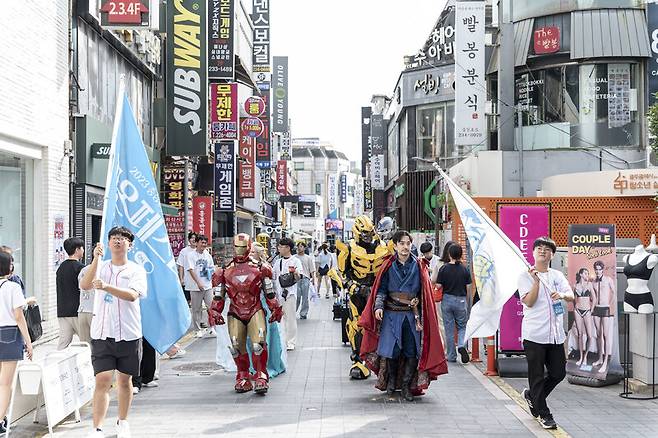 광주 동구가 충장로 상권 활성화를 위해 운영하는 ‘라온페스타’ 행사 모습.광주 동구 제공