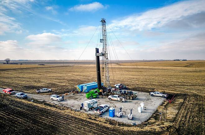 미국 네브라스카주 내추럴하이드로젠에너지의 천연수소 시추장비. Natural Hydrogen Energy/사이언스