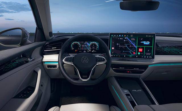 폭스바겐 파사트 바리안트 실내 공간