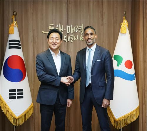 13일 시청에서 면담한 오세훈 서울시장과 칼판 벨훌 UAE 두바이 미래재단 대표 [서울시 제공. 재판매 및 DB 금지]