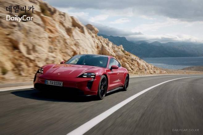 포르쉐, 타이칸 GTS