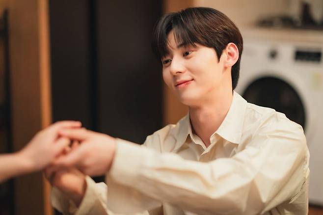 황민현=소용없어 거짓말 제공