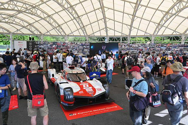 후지 스피드웨이는 '레이스' 외에도 즐길 것이 많았다.